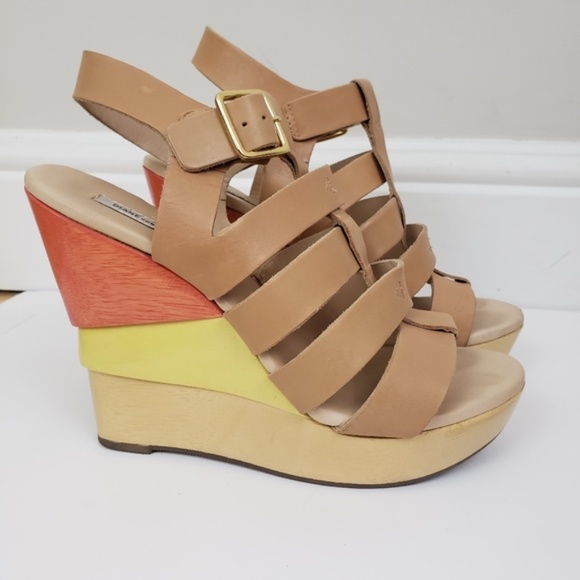 DVF Oceana Wedge Platform Sandals - Picture 2 of 9